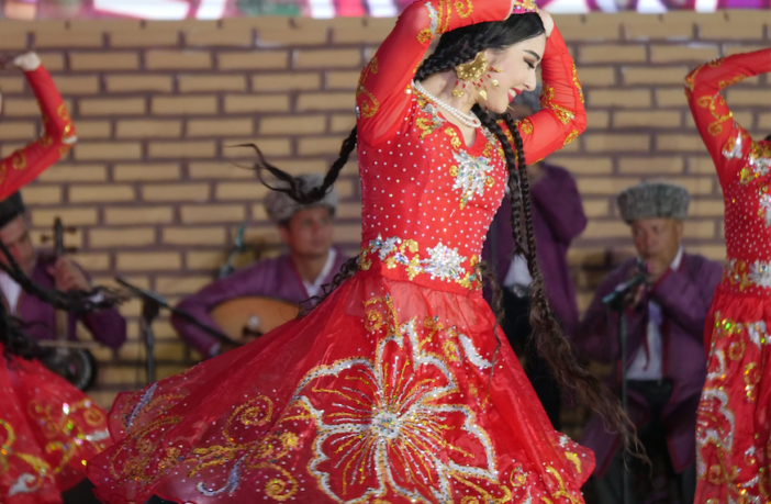 dance uzbekistan
